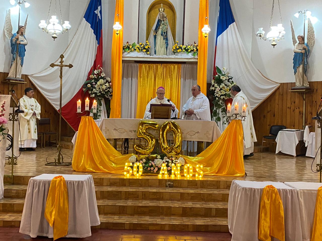Arzobispo de Puerto Montt celebra Misa de inicio de Jubileo de los 100 años del Colegio Arrarán Barros