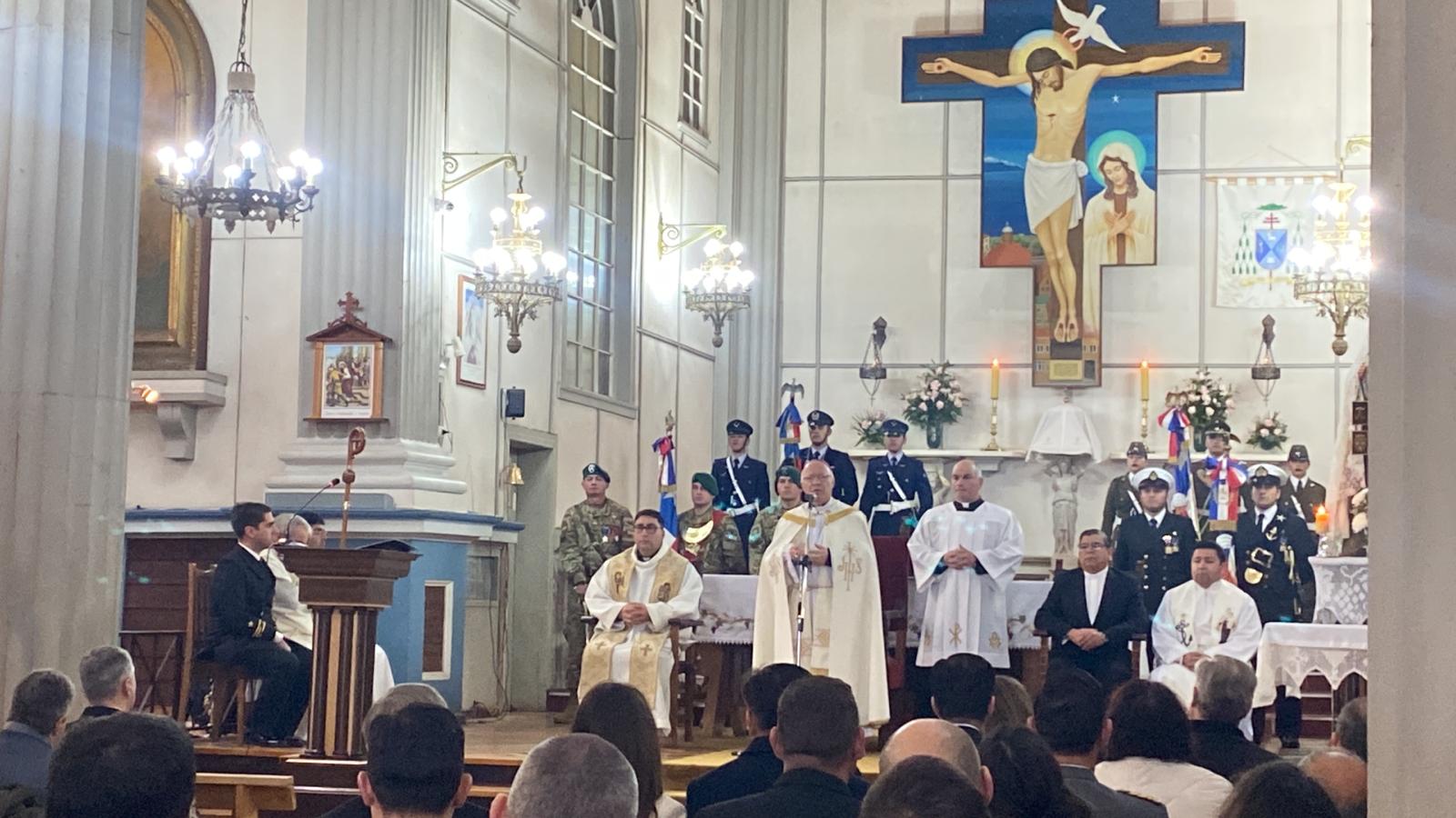 En Catedral de Puerto Montt se realizó tradicional Te Deum de las Glorias Navales