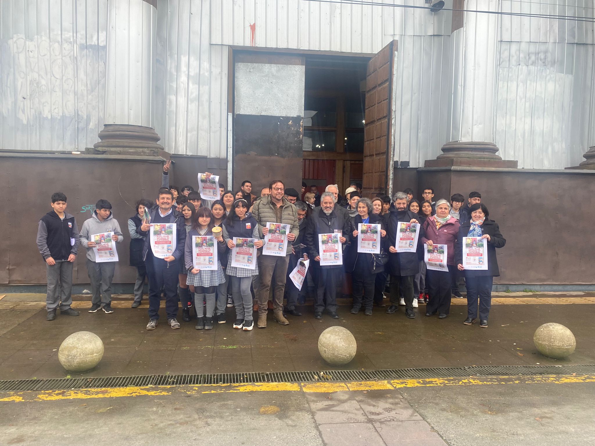 Arzobispado de Puerto Montt inicia campaña para restaurar la fachada de la Catedral