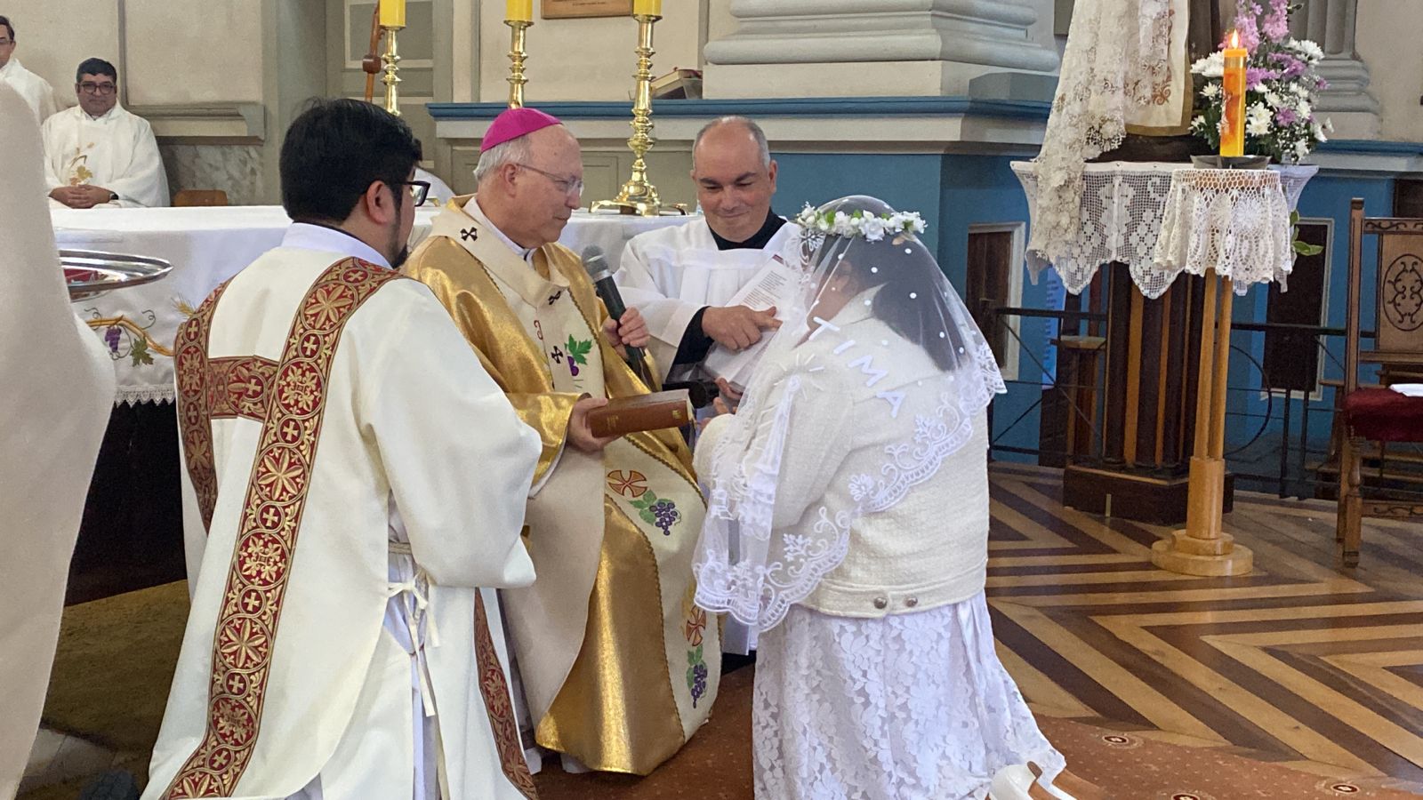 Joselyn Paredes Barrientos se consagra al Señor en el Ordo Virginum