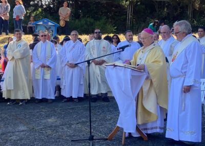 Fieles de Puerto Montt se congregaron para celebrar a la Virgen María