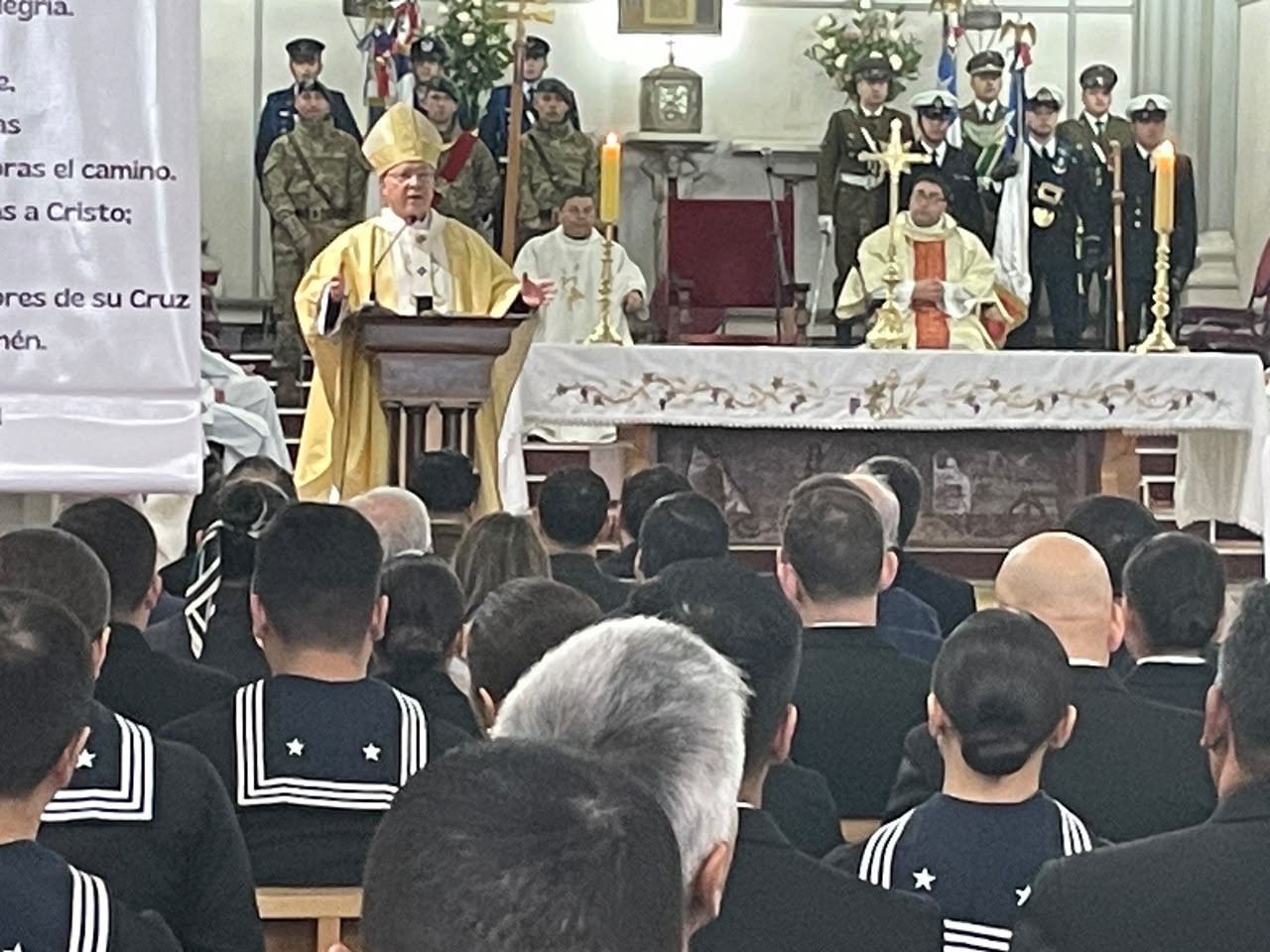 En Catedral de Puerto Montt se realizó Misa de la Espiritualidad de las Fuerzas Armadas, de Orden y Seguridad
