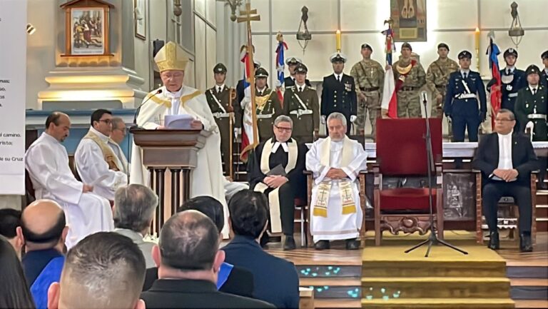 Te Deum: Arzobispo de Puerto Montt llama a recuperar el sentido de comunidad y a construir un futuro compartido