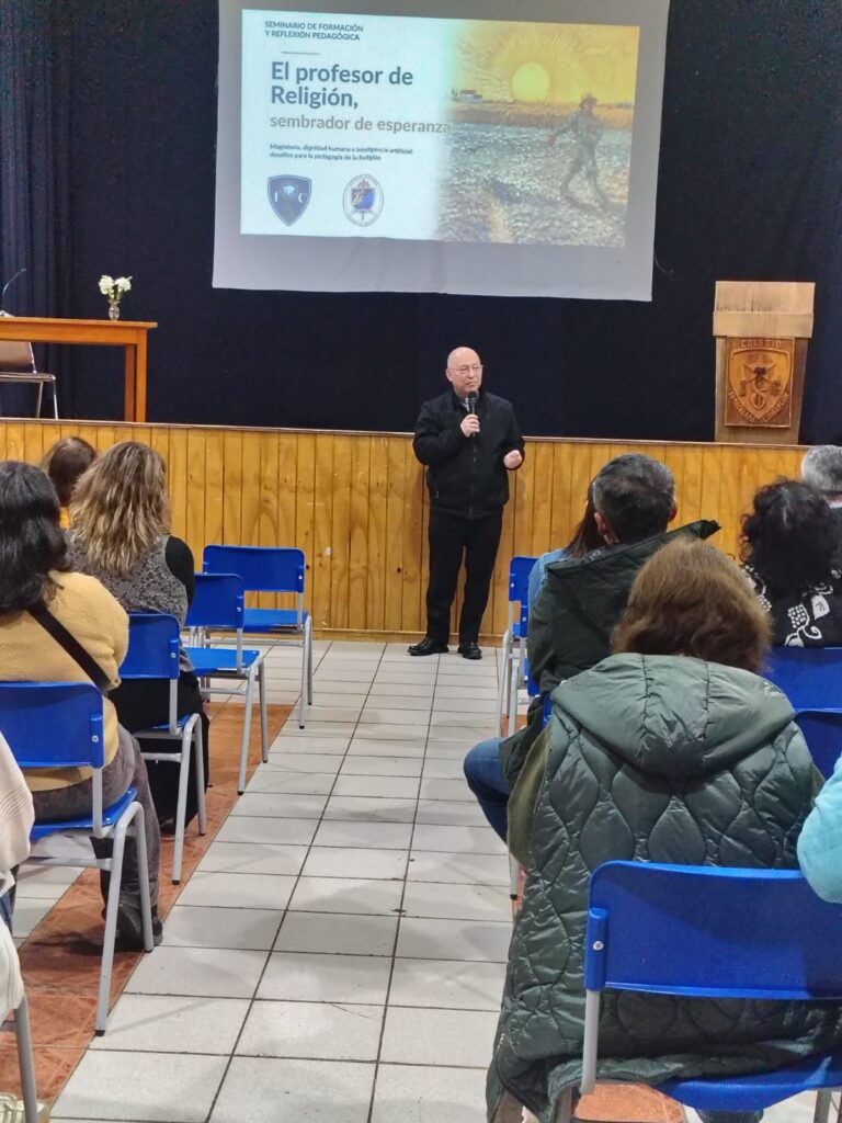 Profesores de Religión participaron en seminario sobre educación y esperanza en Puerto Varas